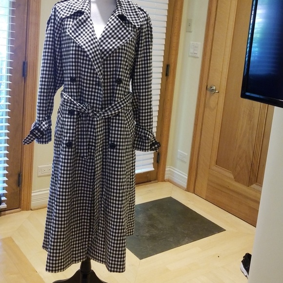 Coat - Picture 1 of 7